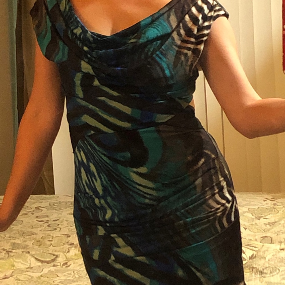 XS Bebe open back multi-color bodycon dress